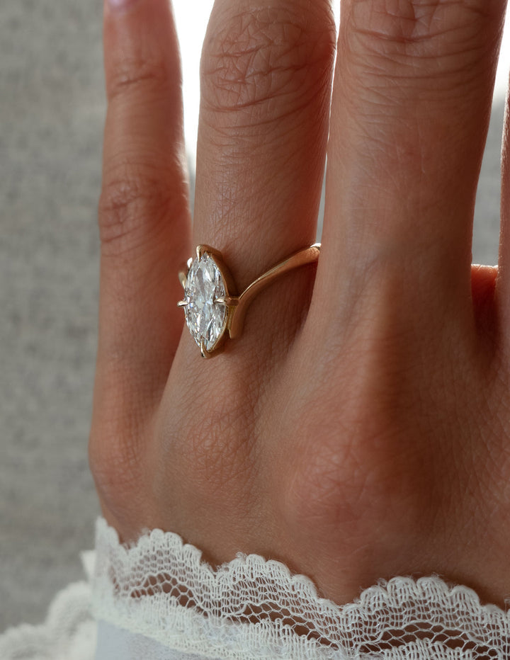 2.0CT Marquise Cut Moissanite Unique Engagement Ring 2.0CT Marquise Cut Moissanite Unique Engagement Ring