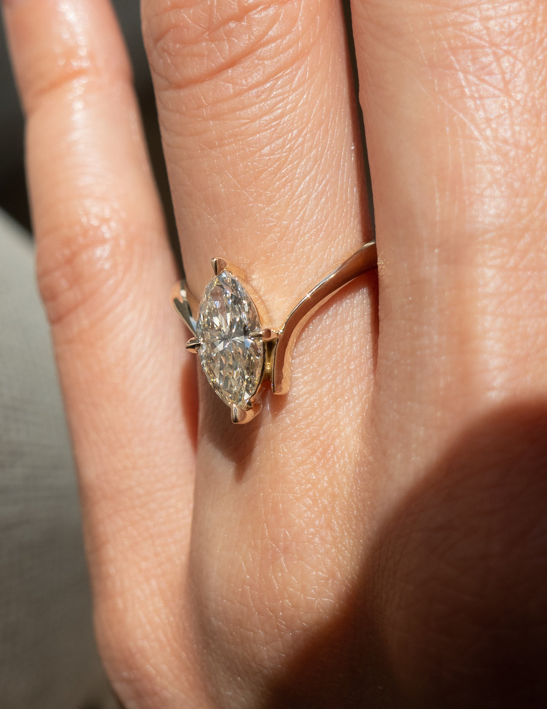 2.0CT Marquise Cut Moissanite Unique Engagement Ring 2.0CT Marquise Cut Moissanite Unique Engagement Ring