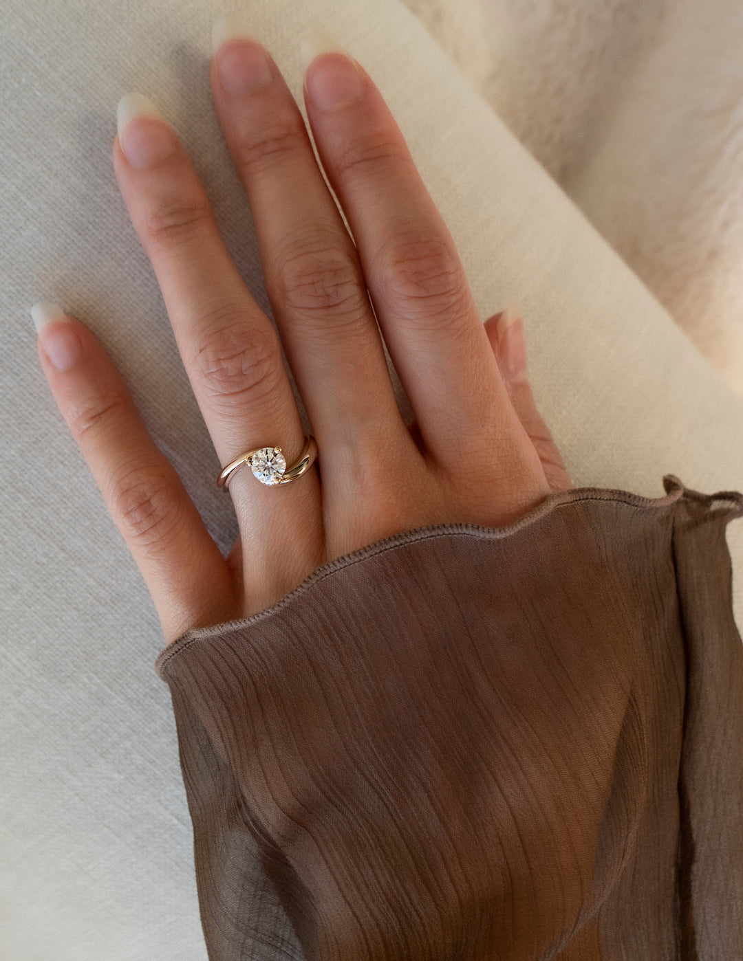 2.0CT - 4.0CT Round Cut Lab Grown Unique Diamond Bypass Band Engagement Ring