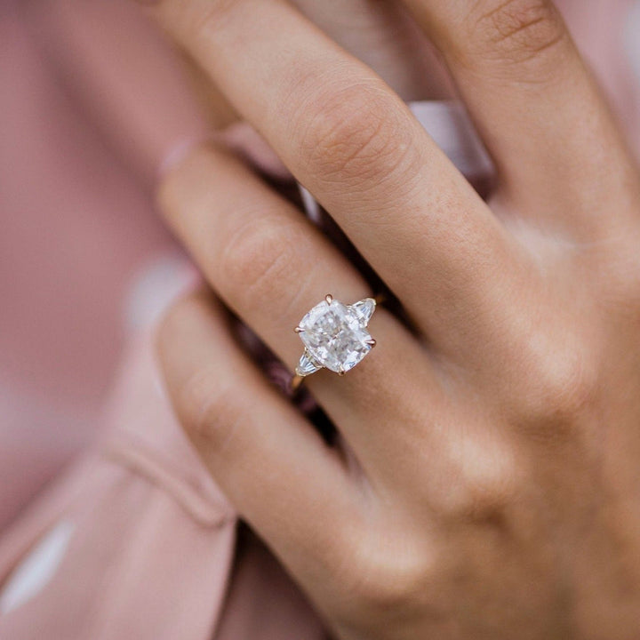2.0 CT Elongated Cushion Three Stone Moissanite Diamond Engagement Ring