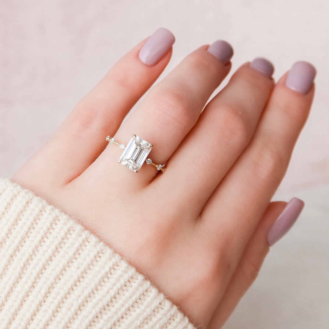 3.50 CT Emerald Cut Moissanite Diamond Solitaire Engagement Ring
