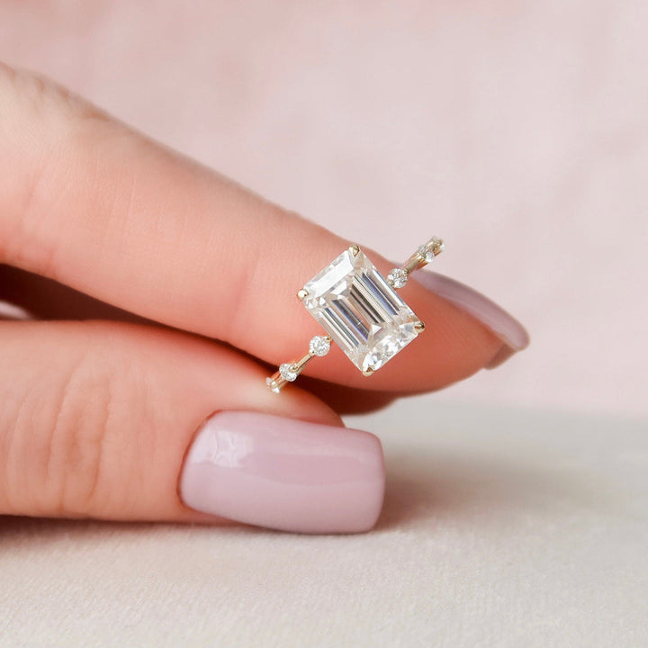 3.50 CT Emerald Cut Moissanite Diamond Solitaire Engagement Ring