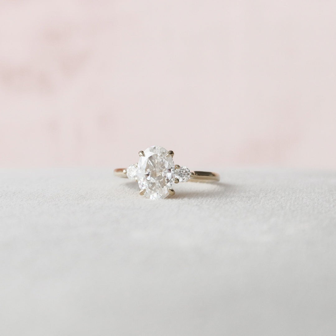 2.50 CT Oval Cut Three Stone Moissanite Diamond Engagement Ring